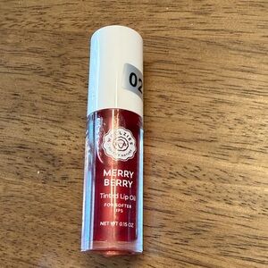 Woolzies Soft by Nature Merry Berry Tinted Lip Oil - Red .15 oz